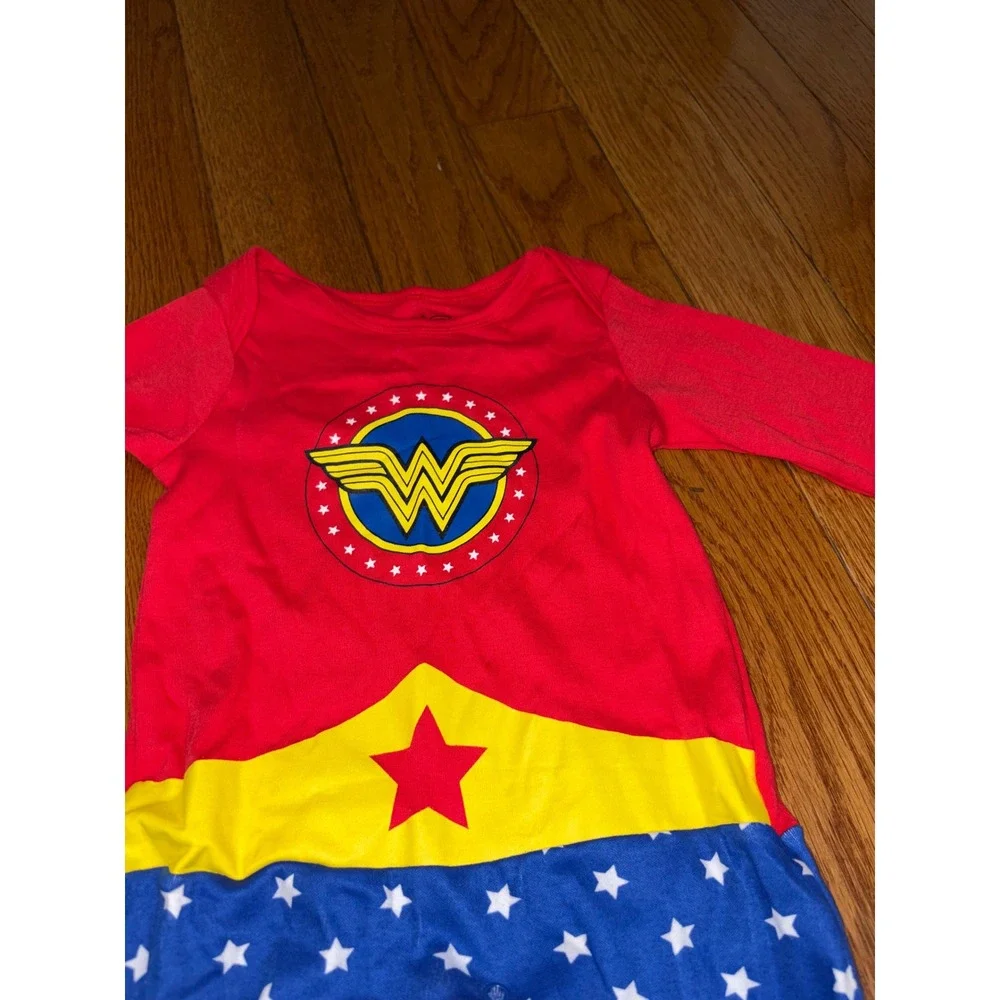 Wonder Woman Baby Girl Footed Sleepsuit Pajamas Red Blue Stars 6-9 Months